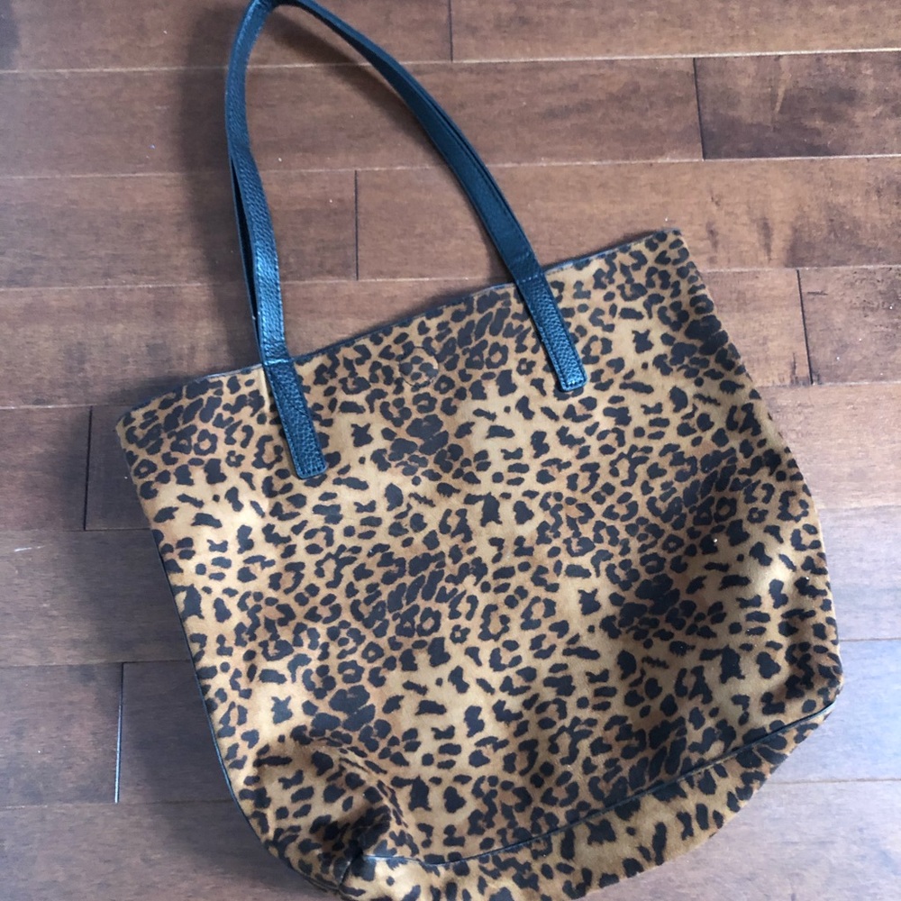 Cute brand new never used leopard print suedelike tote